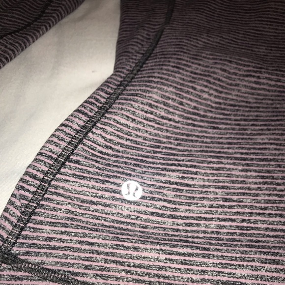 Lululemon Striped 1/2 Zip Size 6 - Picture 4 of 4